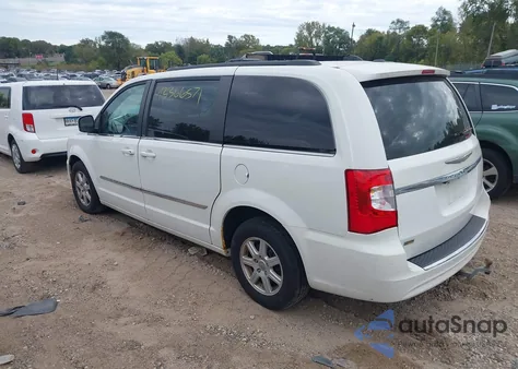 2012 Chrysler Town & Country Touring z USA, uszkodzony, nr VIN 2C4RC1BG1CR399977